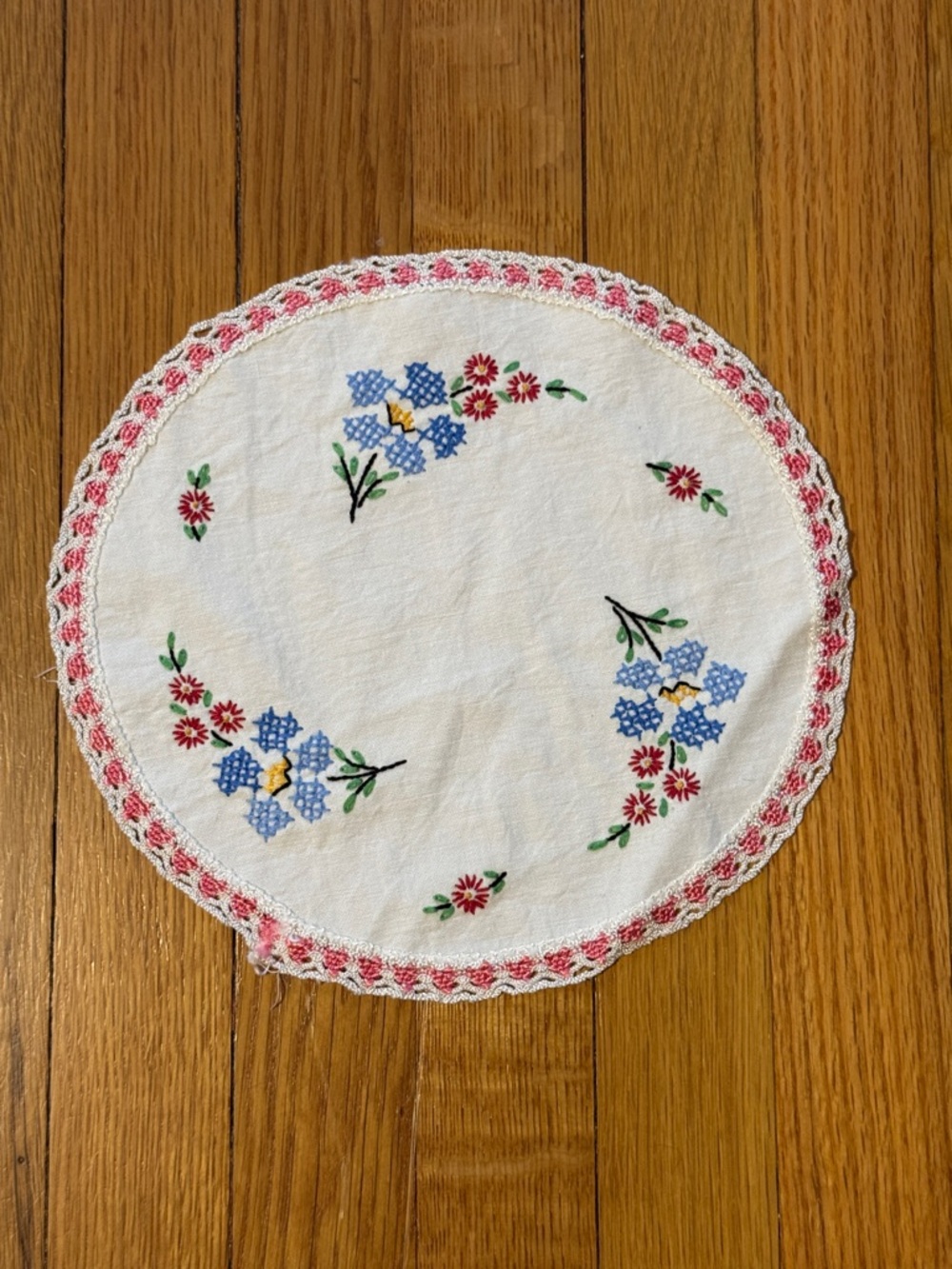 Vintage Handmade White Multicolored Cross Stitch Floral Flower Table Linen Doily